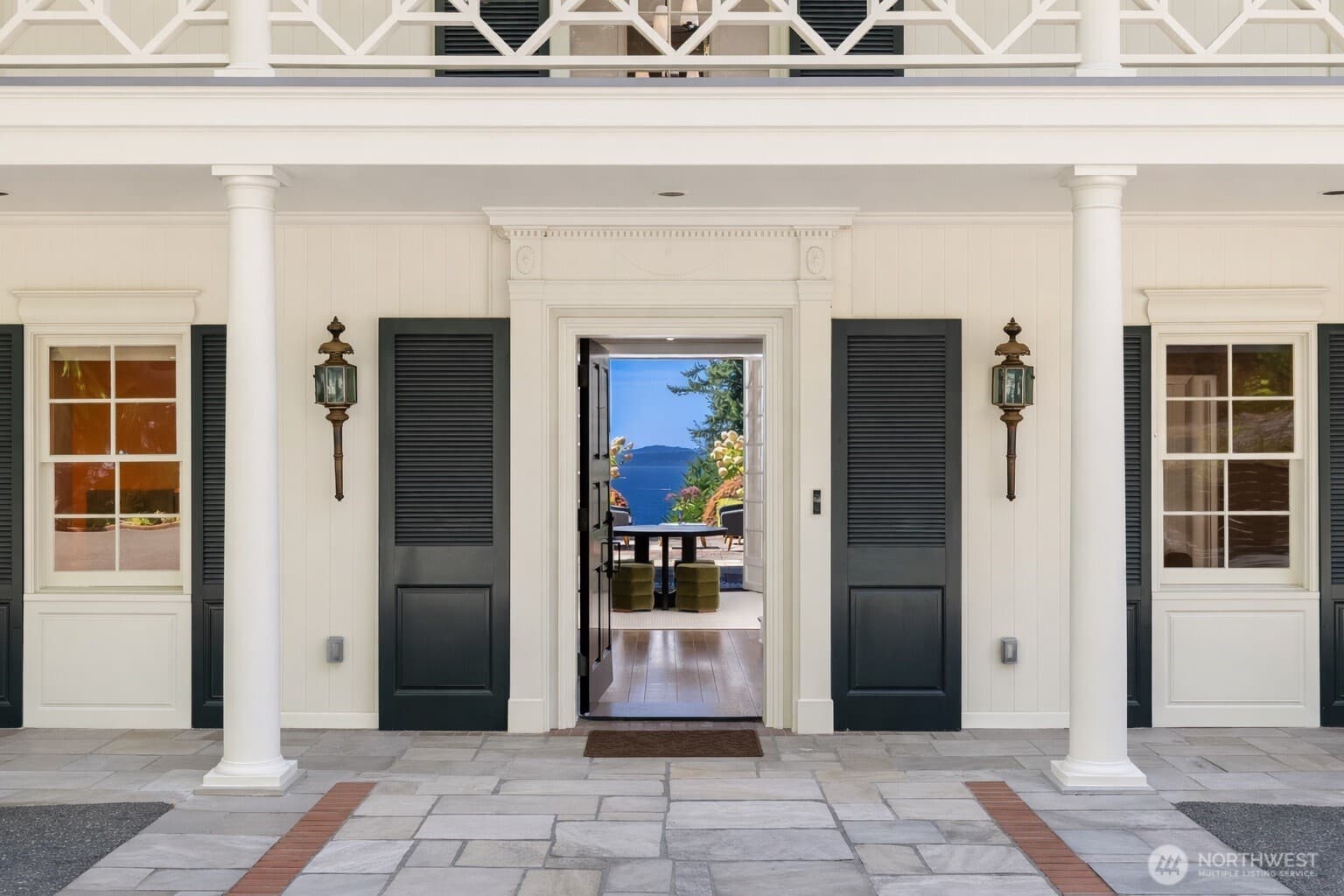 72 Olympic Drive NW — golf course home near Seattle Golf Club, Washington