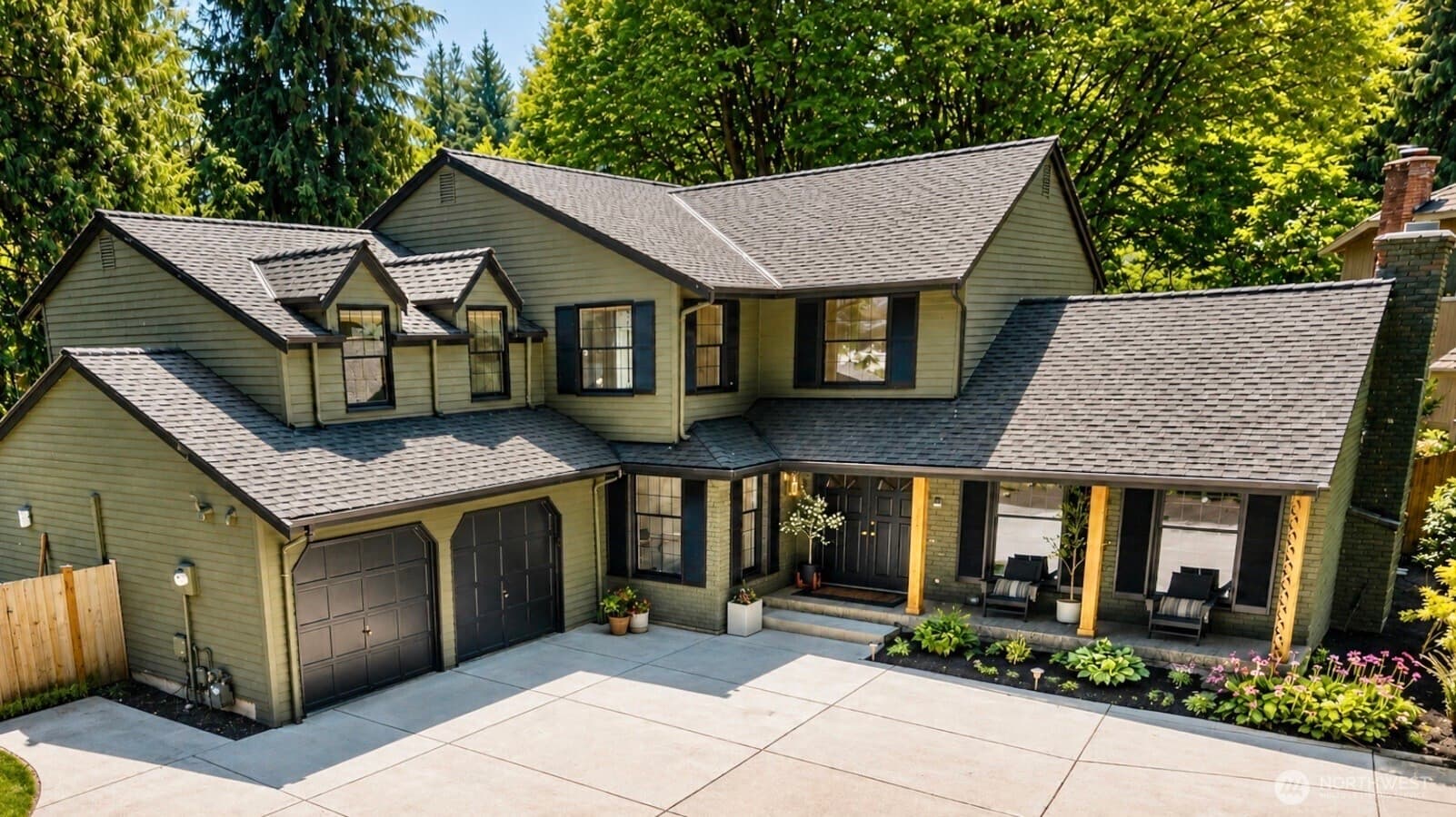 2726 209th Avenue NE — golf course home near Sahalee Country Club, Washington